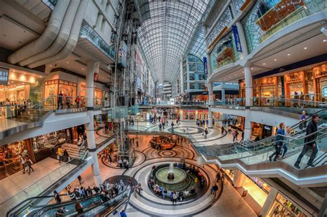 toronto eaton centre discounts